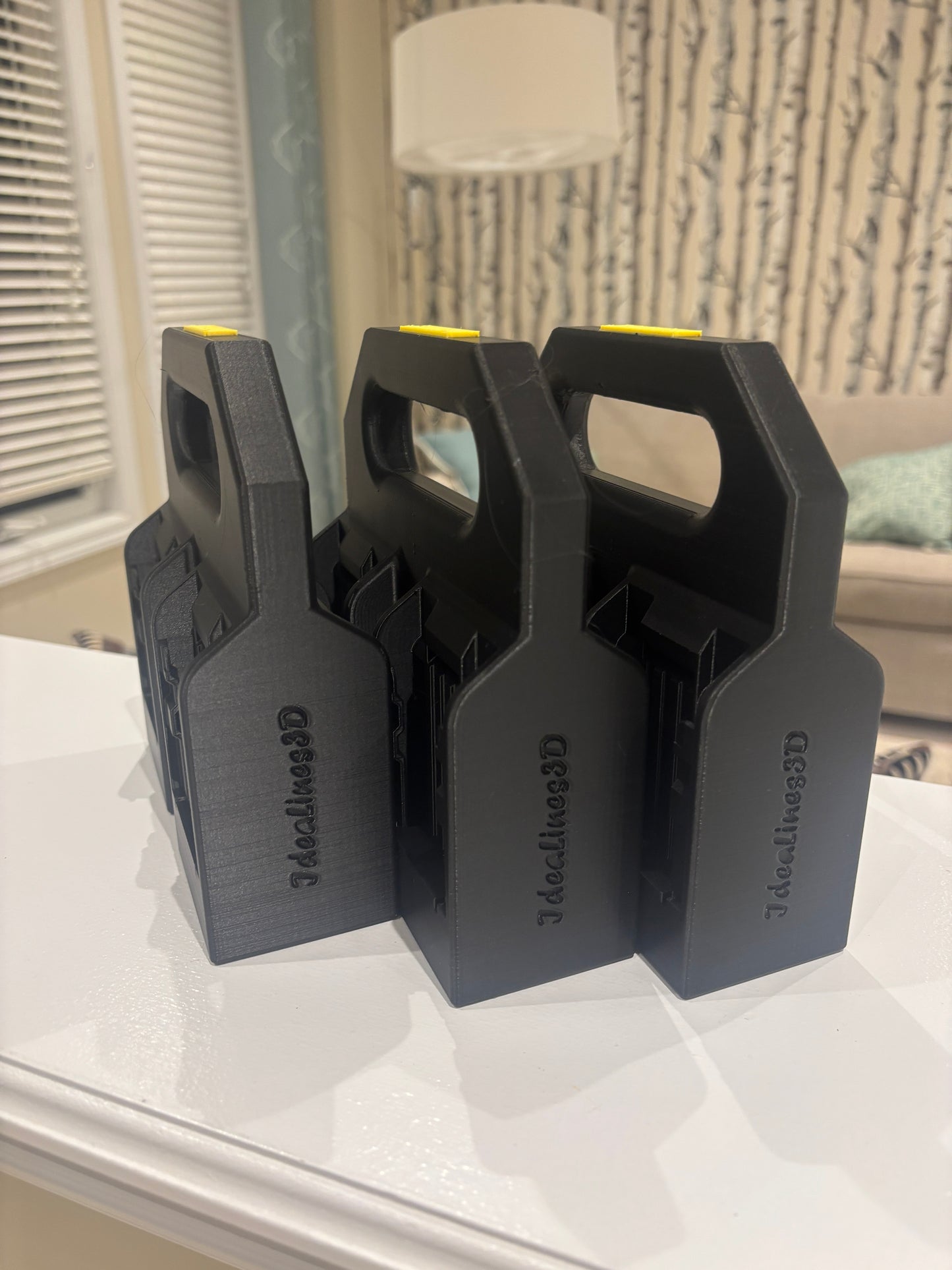 Battery Caddy for DeWalt 20V and 60V Batteries – holds 4 Batteries, Optional Milwaukee Packout Mounting
