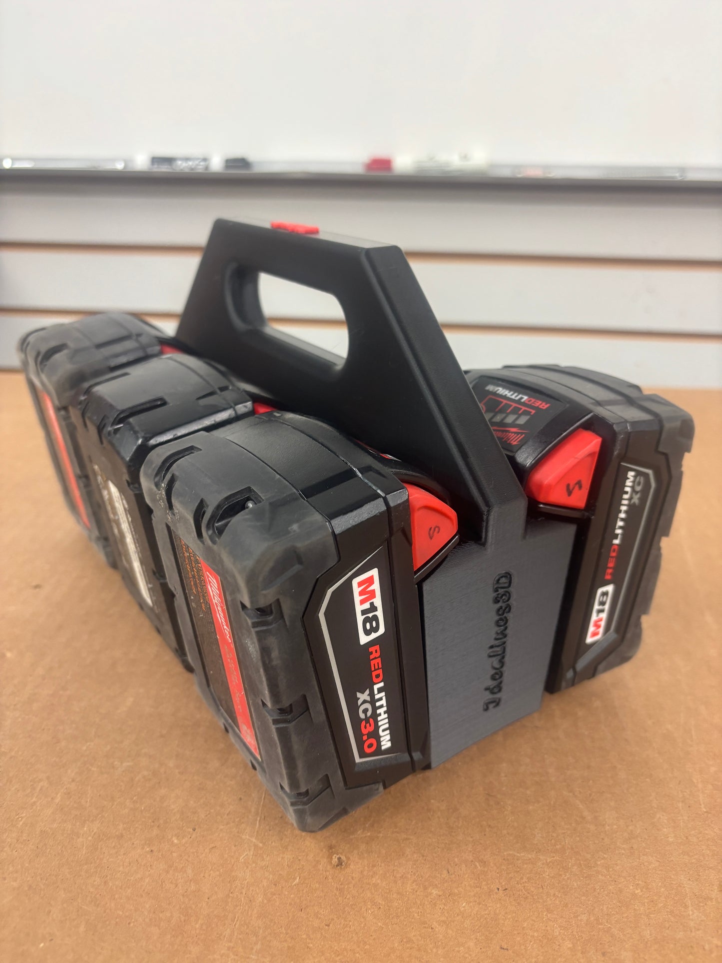 Battery Caddy for Milwaukee M18 Batteries – holds 6 Batteries, Optional Milwaukee Packout Mounting