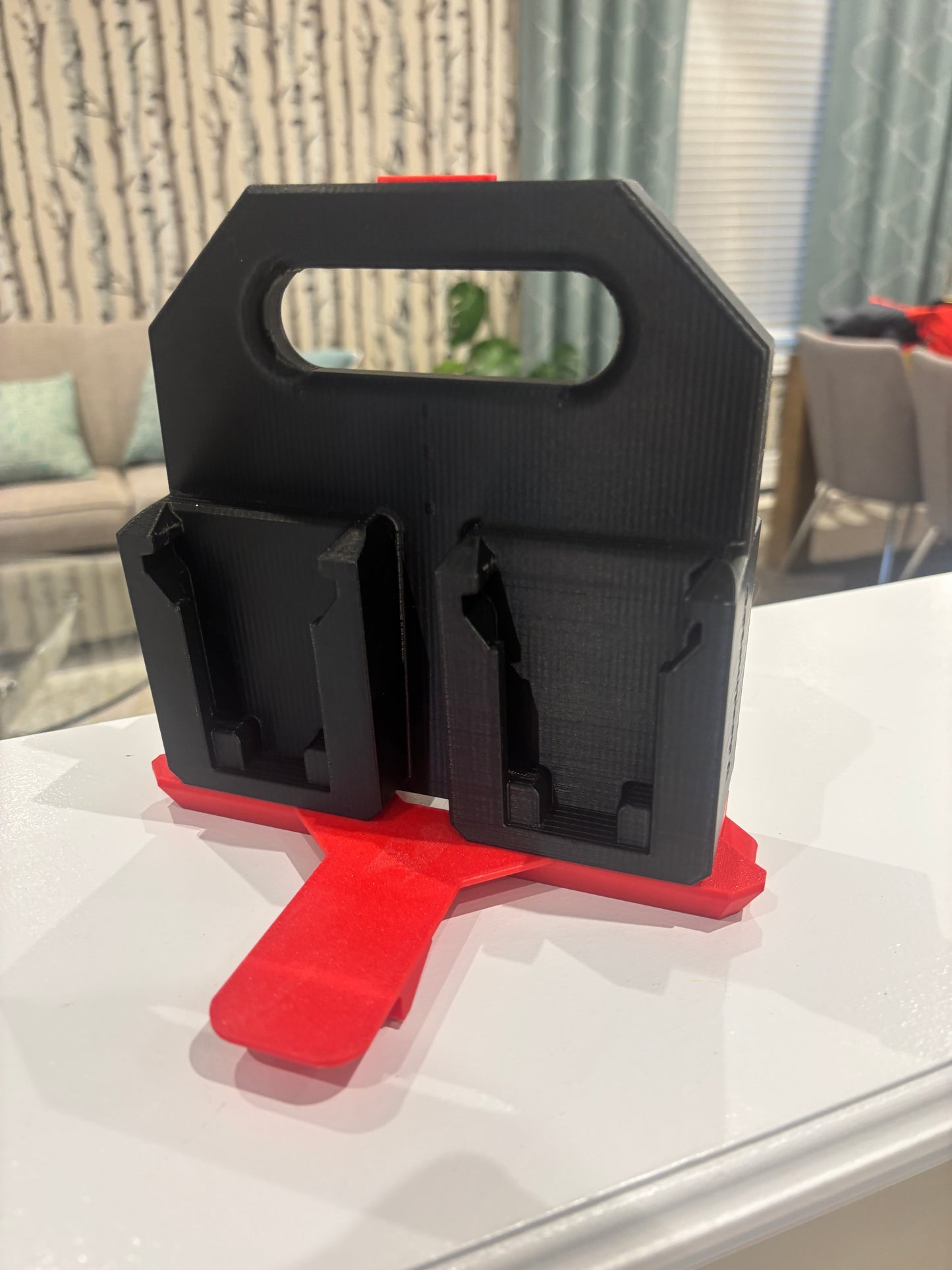 Battery Caddy for Milwaukee M18 Batteries – holds 4 Batteries, Optional Milwaukee Packout Mounting