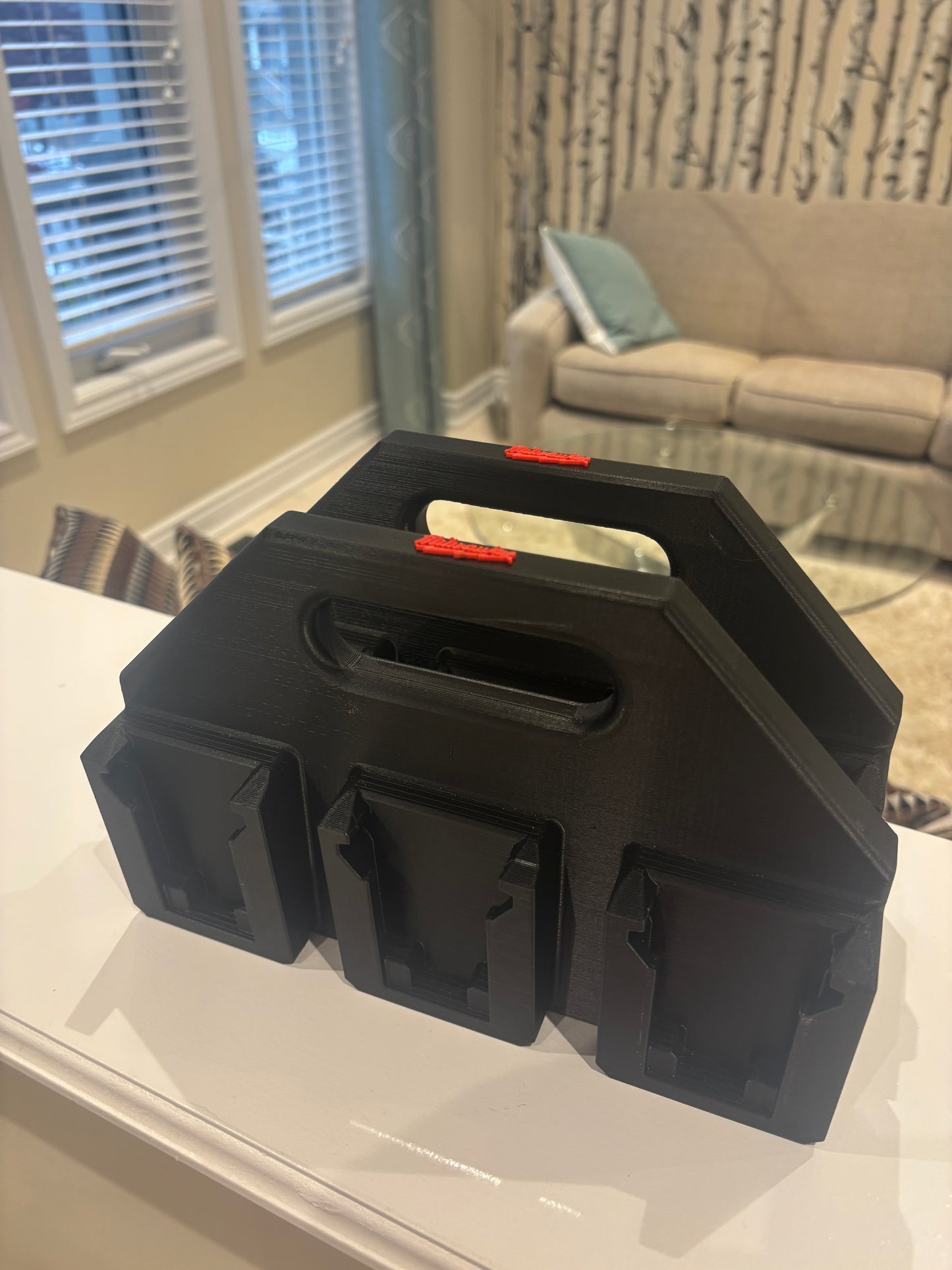 Battery Caddy for Milwaukee M18 Batteries – holds 6 Batteries, Optional Milwaukee Packout Mounting