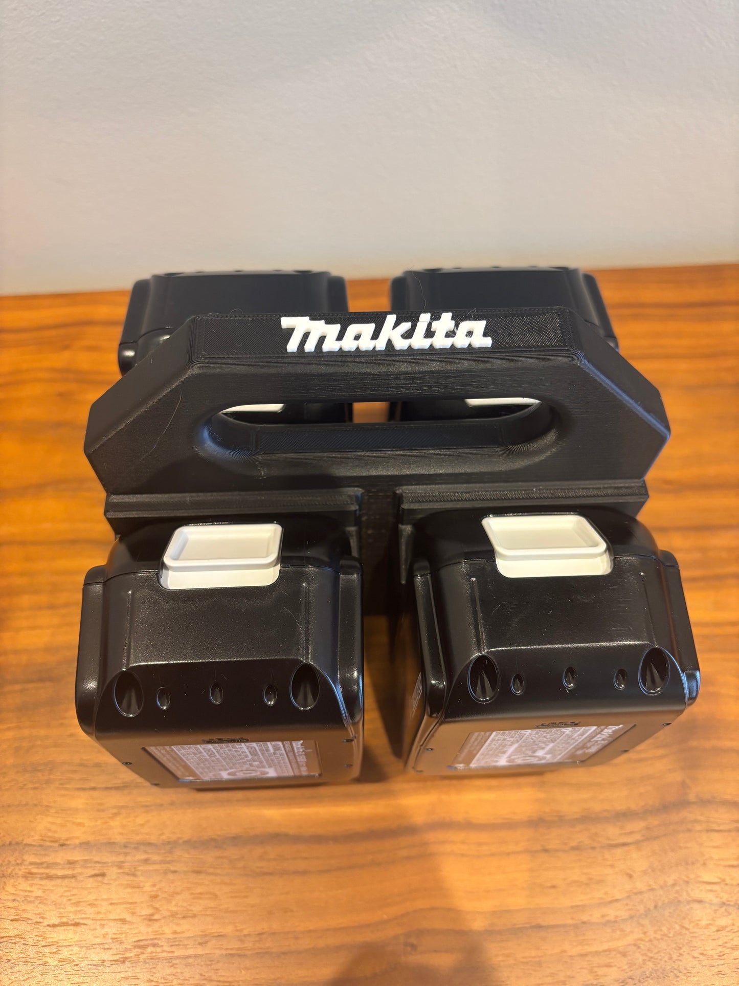 Battery Caddy for Makita LTX 18V Batteries – holds 4 Batteries, Optional Milwaukee Packout Mounting