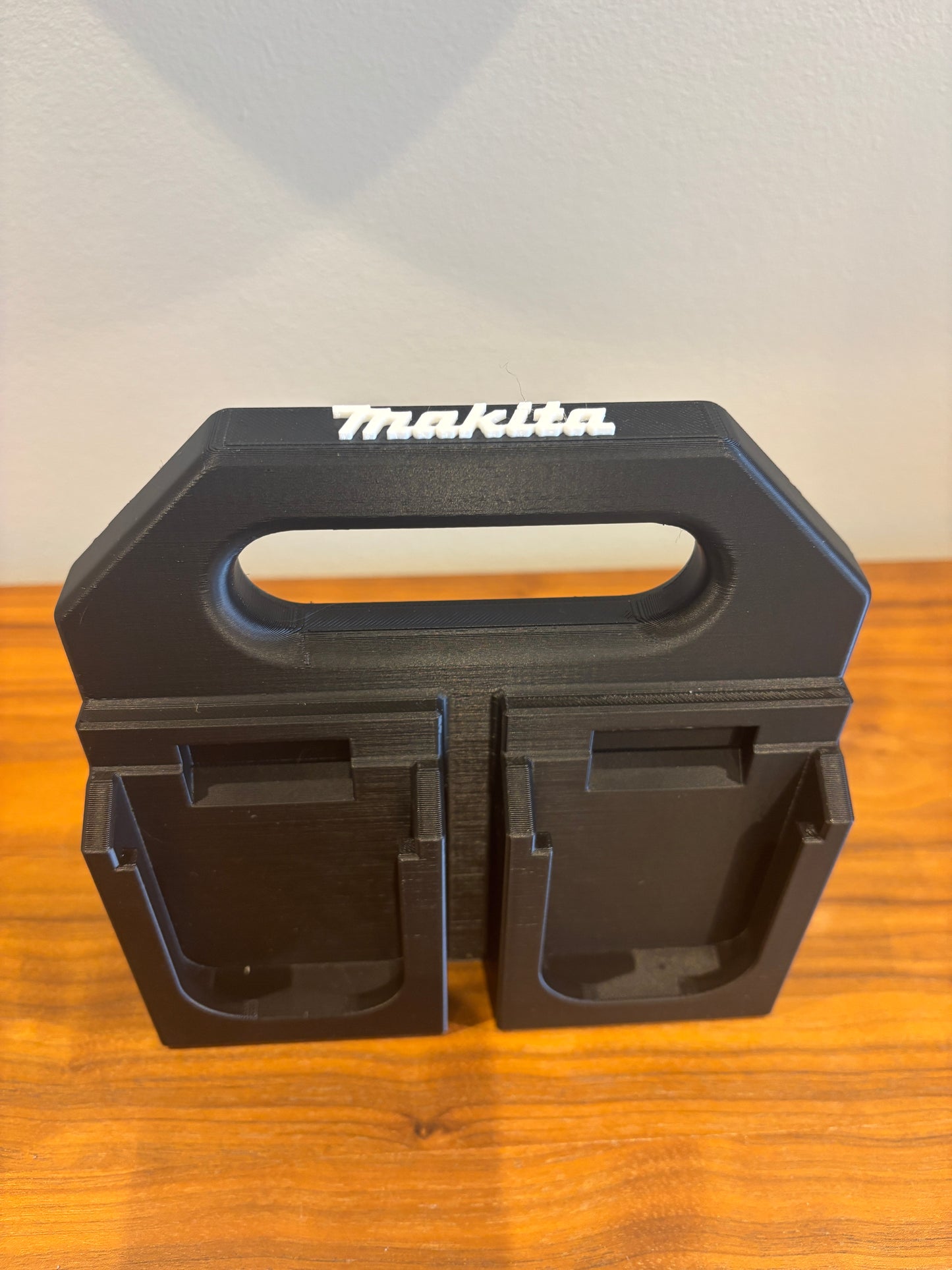 Battery Caddy for Makita LTX 18V Batteries – holds 4 Batteries, Optional Milwaukee Packout Mounting