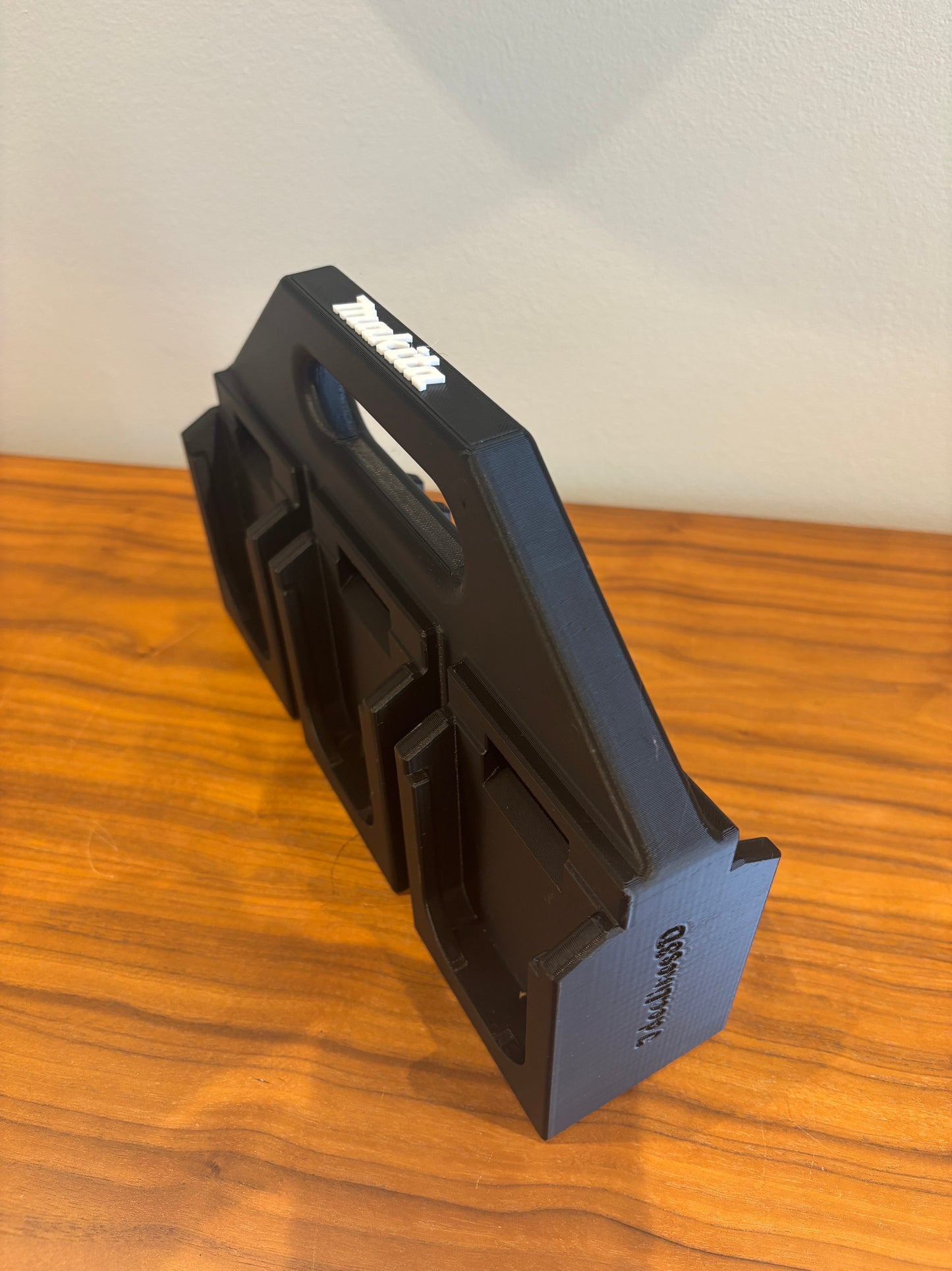 Battery Caddy for Makita LTX 18V Batteries – holds 6 Batteries, Optional Milwaukee Packout Mounting