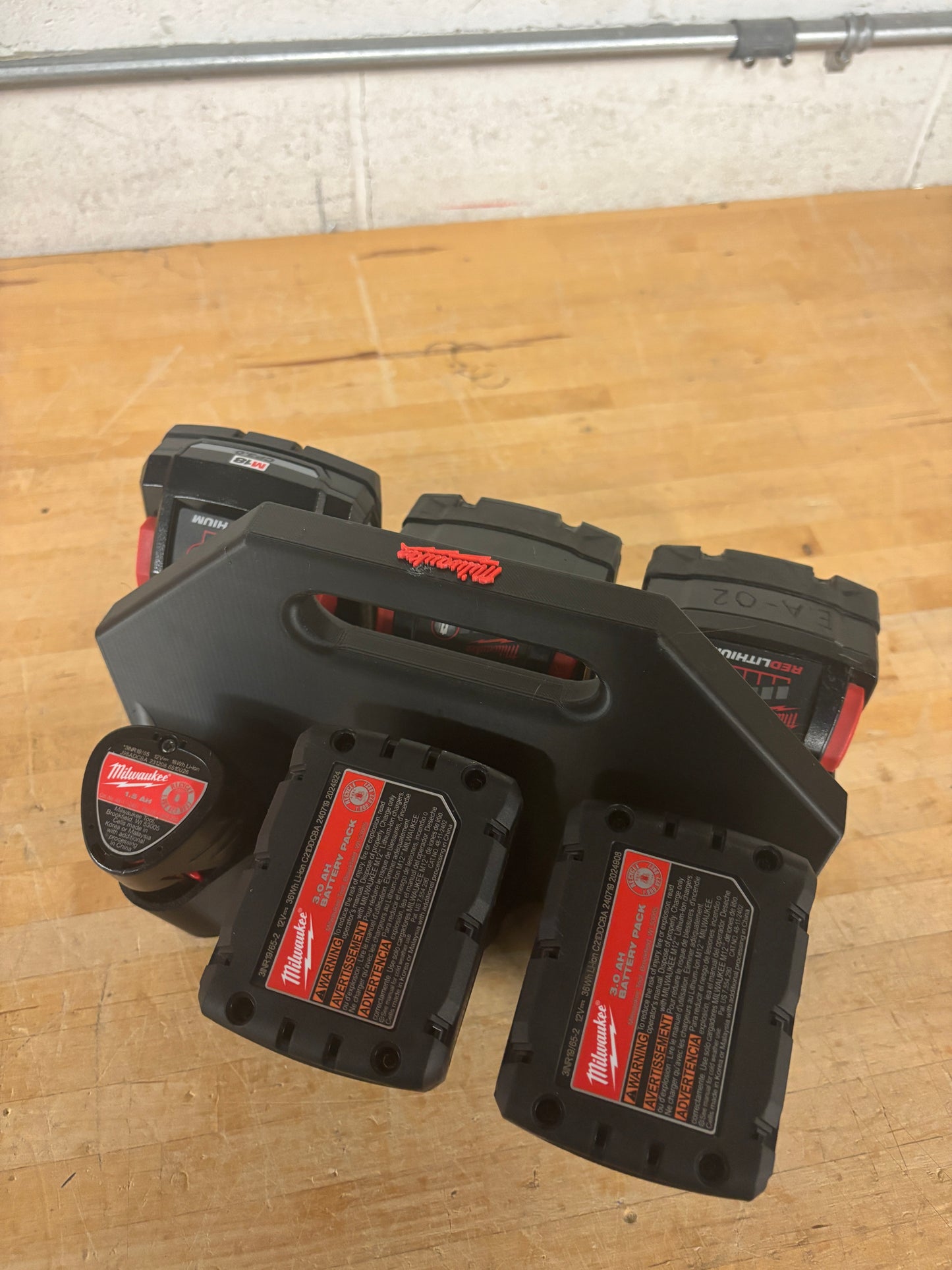 Battery Caddy for Milwaukee Combo M12 and M18 Batteries – holds 6 Batteries, Optional Milwaukee Packout Mounting