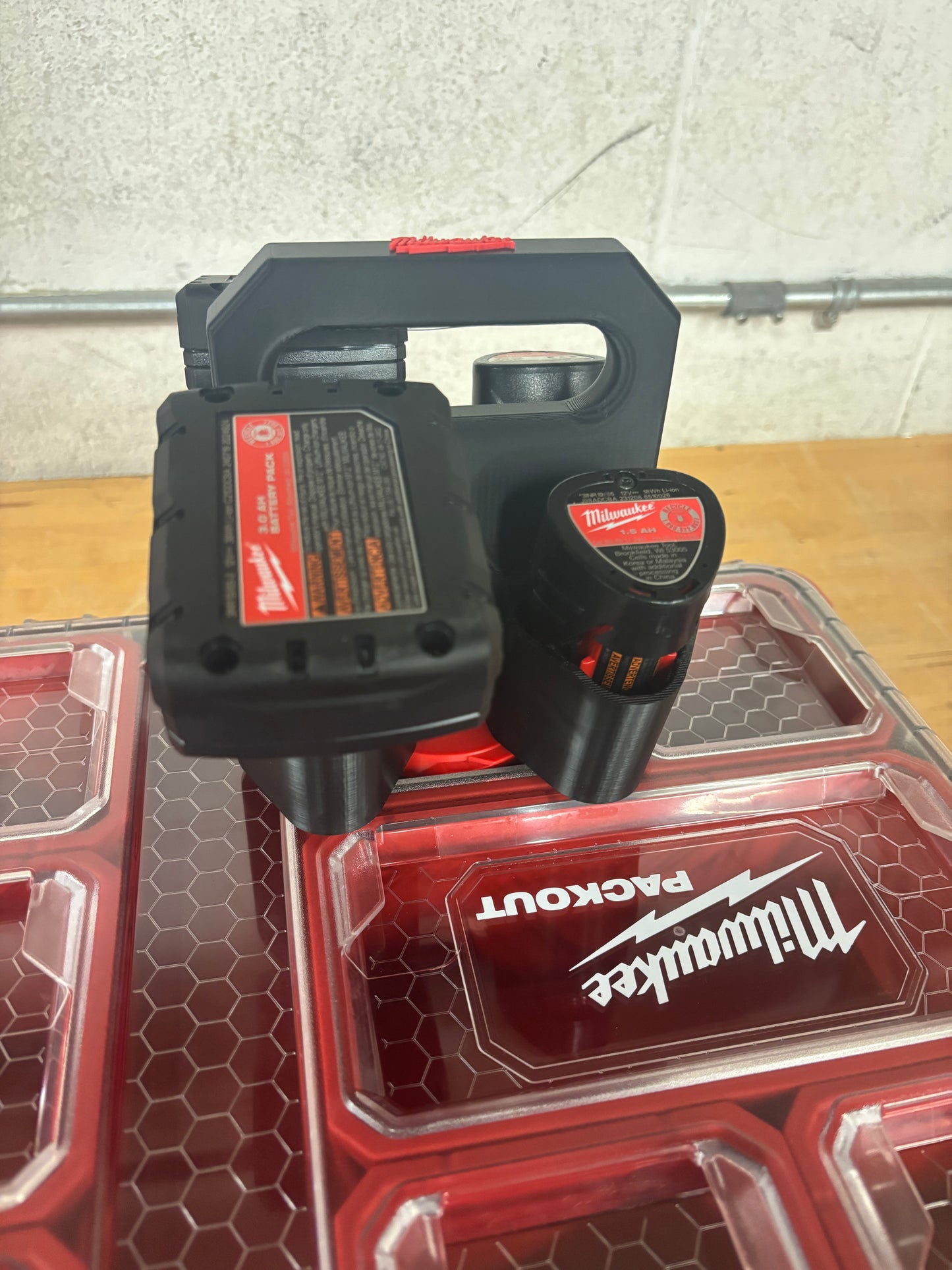 Battery Caddy for Milwaukee M12 Batteries – holds 4 Batteries, Optional Milwaukee Packout Mounting