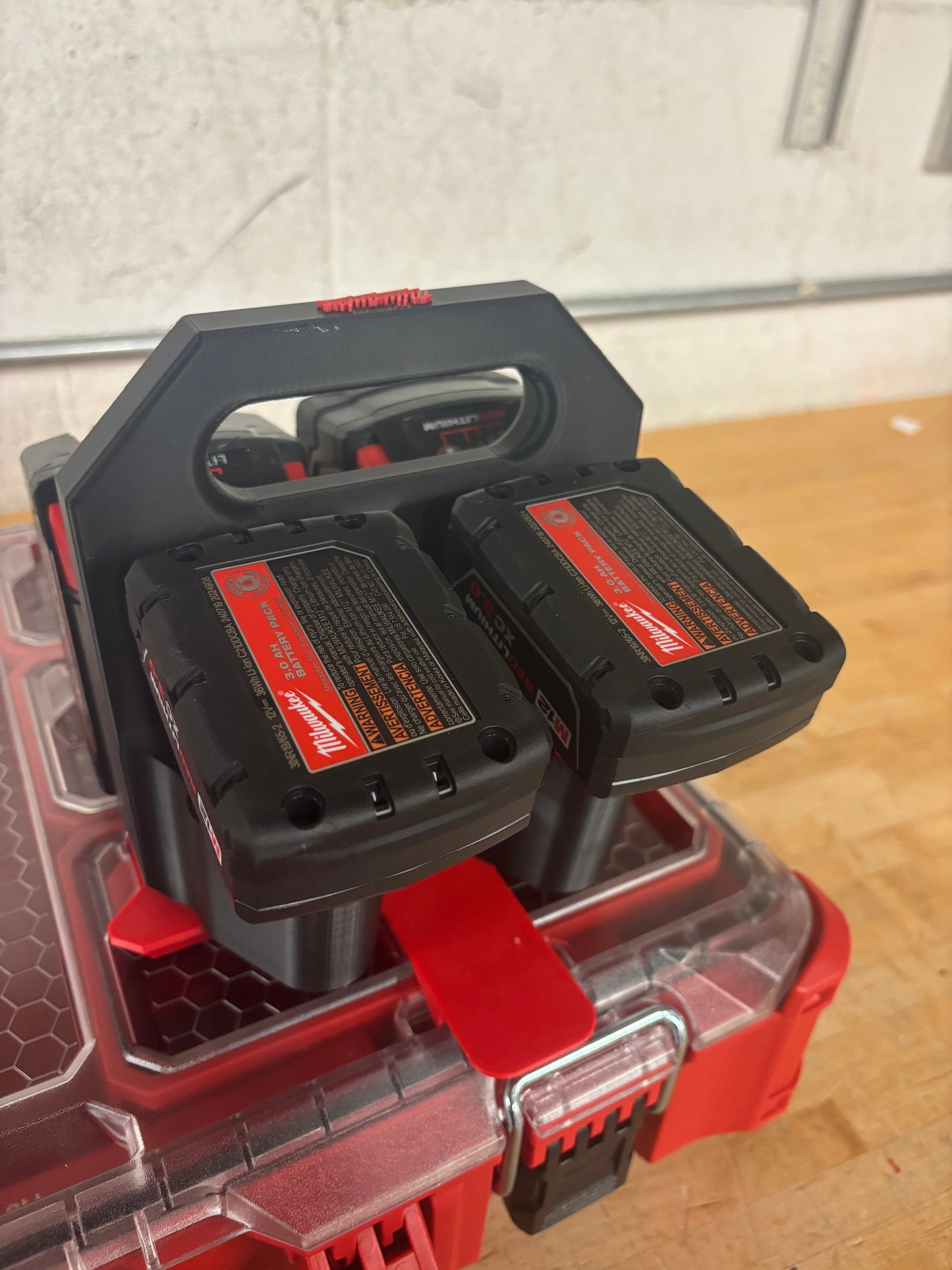 Battery Caddy for Milwaukee Combo M12 and M18 Batteries – holds 4 Batteries, Optional Milwaukee Packout Mounting