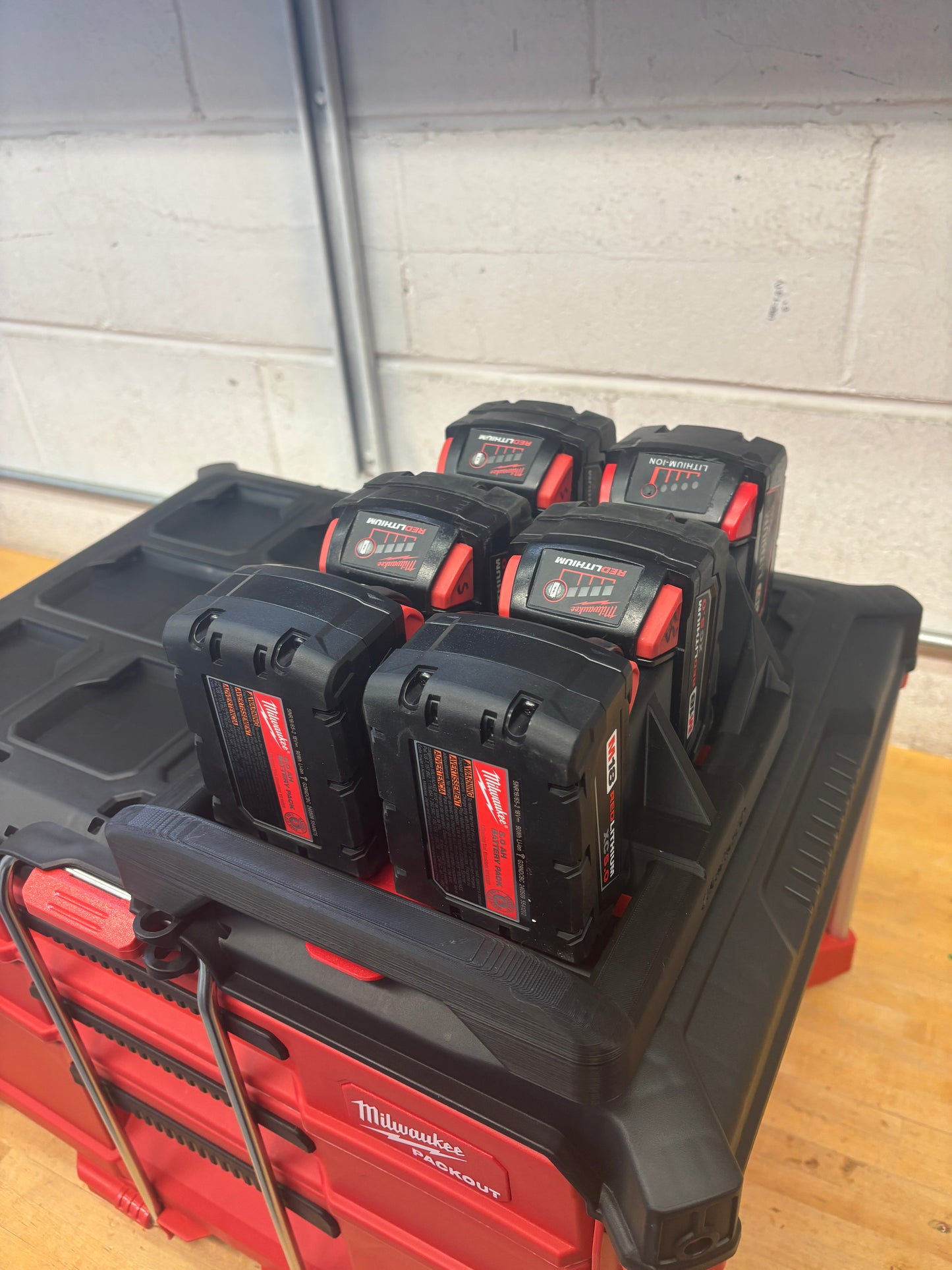 Milwaukee Packout Holder Carrier for Milwaukee M18 Batteries - holds 6 Batteries