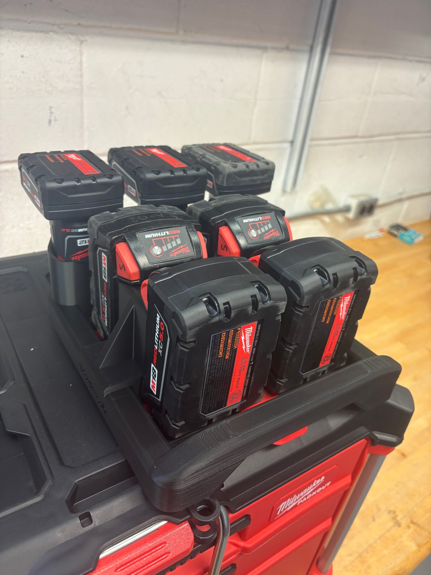 Milwaukee Packout Holder Carrier for Milwaukee M12 and M18 Batteries - holds 3xM12 and 4xM18 Batteries