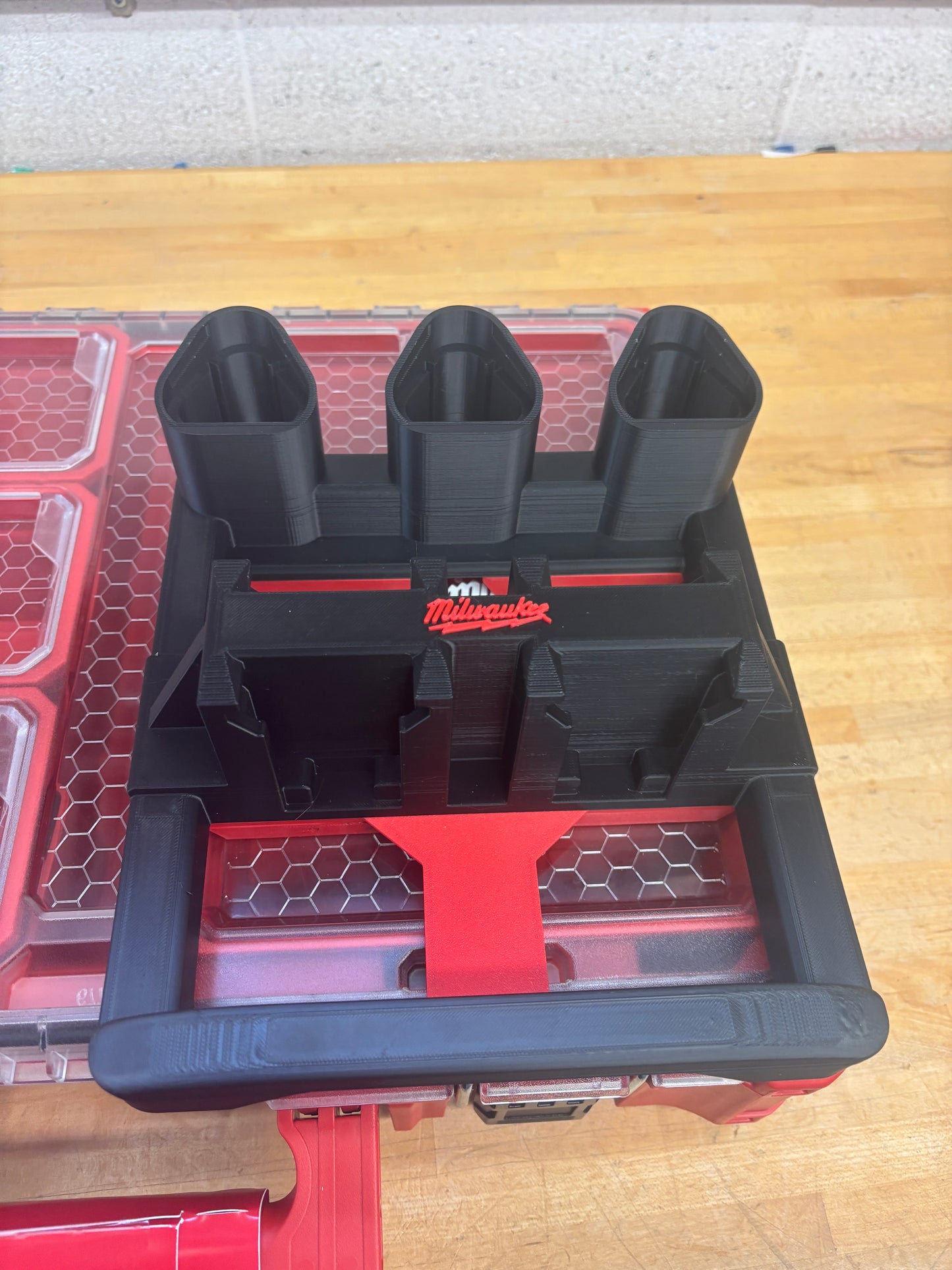 Milwaukee Packout Holder Carrier for Milwaukee M12 and M18 Batteries - holds 3xM12 and 4xM18 Batteries