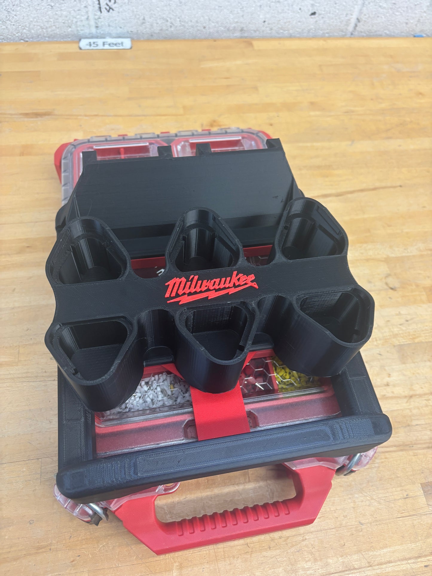 Milwaukee Packout Holder Carrier for Milwaukee M12 and M18 Batteries - holds 6xM12 and 2xM18 Batteries