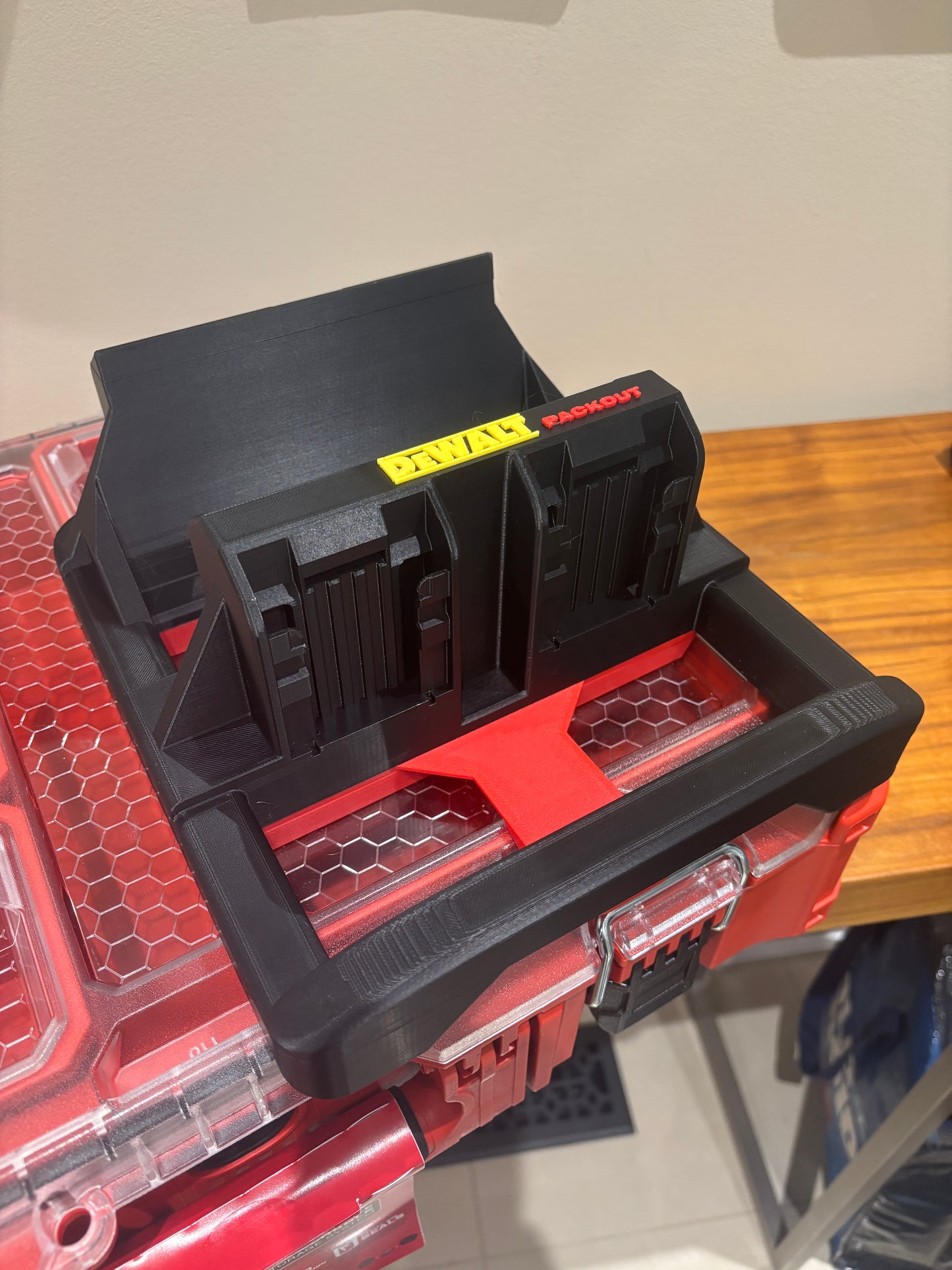 Milwaukee Packout Holder Carrier for DeWalt 20V and 60V Batteries - holds 6 Batteries