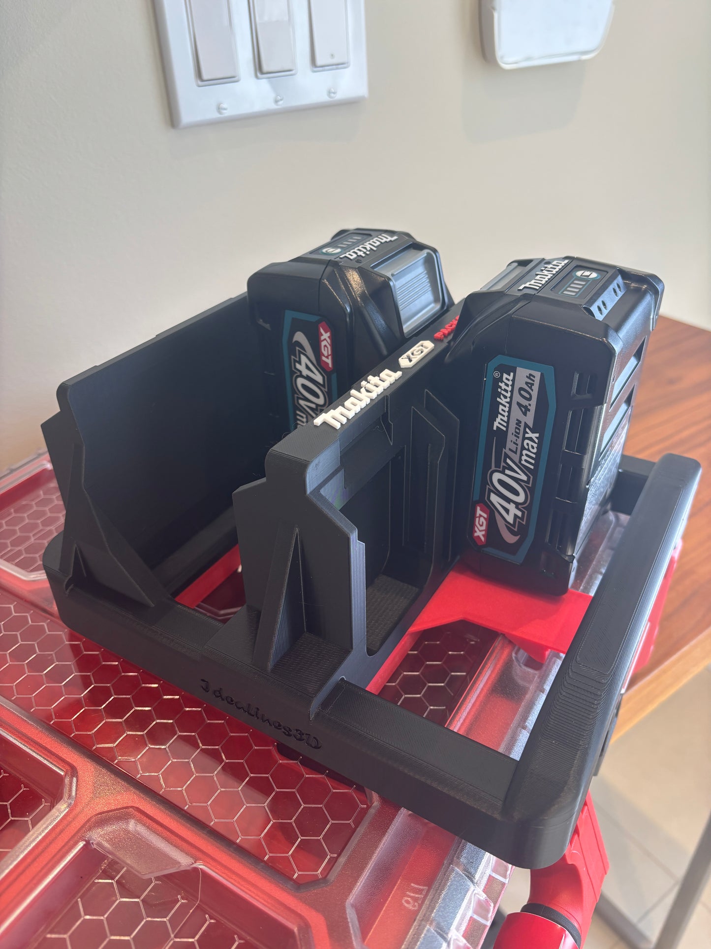 Milwaukee Packout Holder Carrier for Makita XGT 40V Batteries - holds 6 Batteries