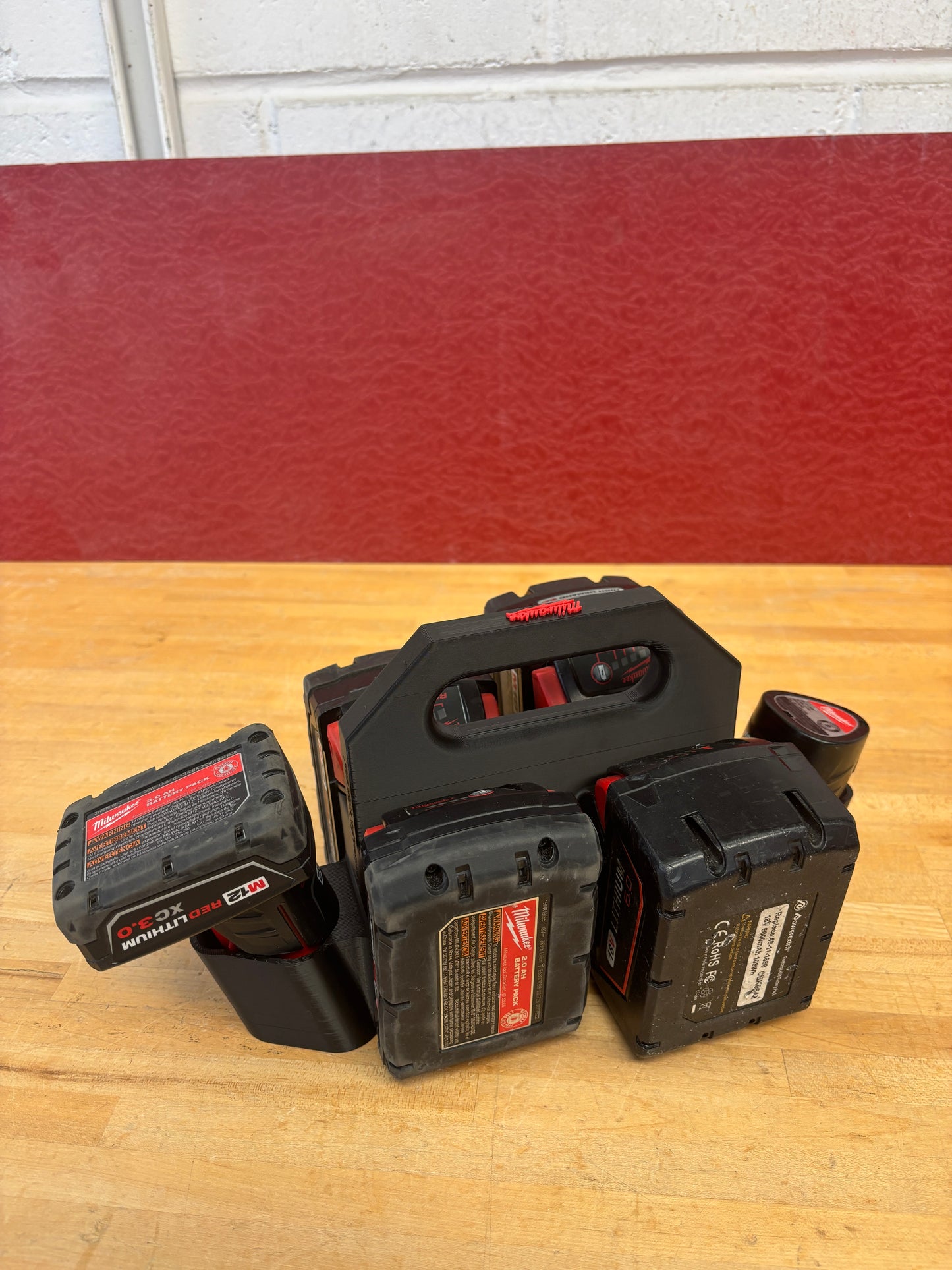 Battery Caddy for Milwaukee Combo M12 and M18 Batteries – holds 4xM18 and 2xM12 Batteries, Optional Milwaukee Packout Mounting