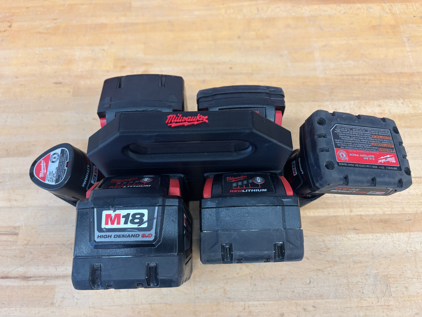 Battery Caddy for Milwaukee Combo M12 and M18 Batteries – holds 4xM18 and 2xM12 Batteries, Optional Milwaukee Packout Mounting