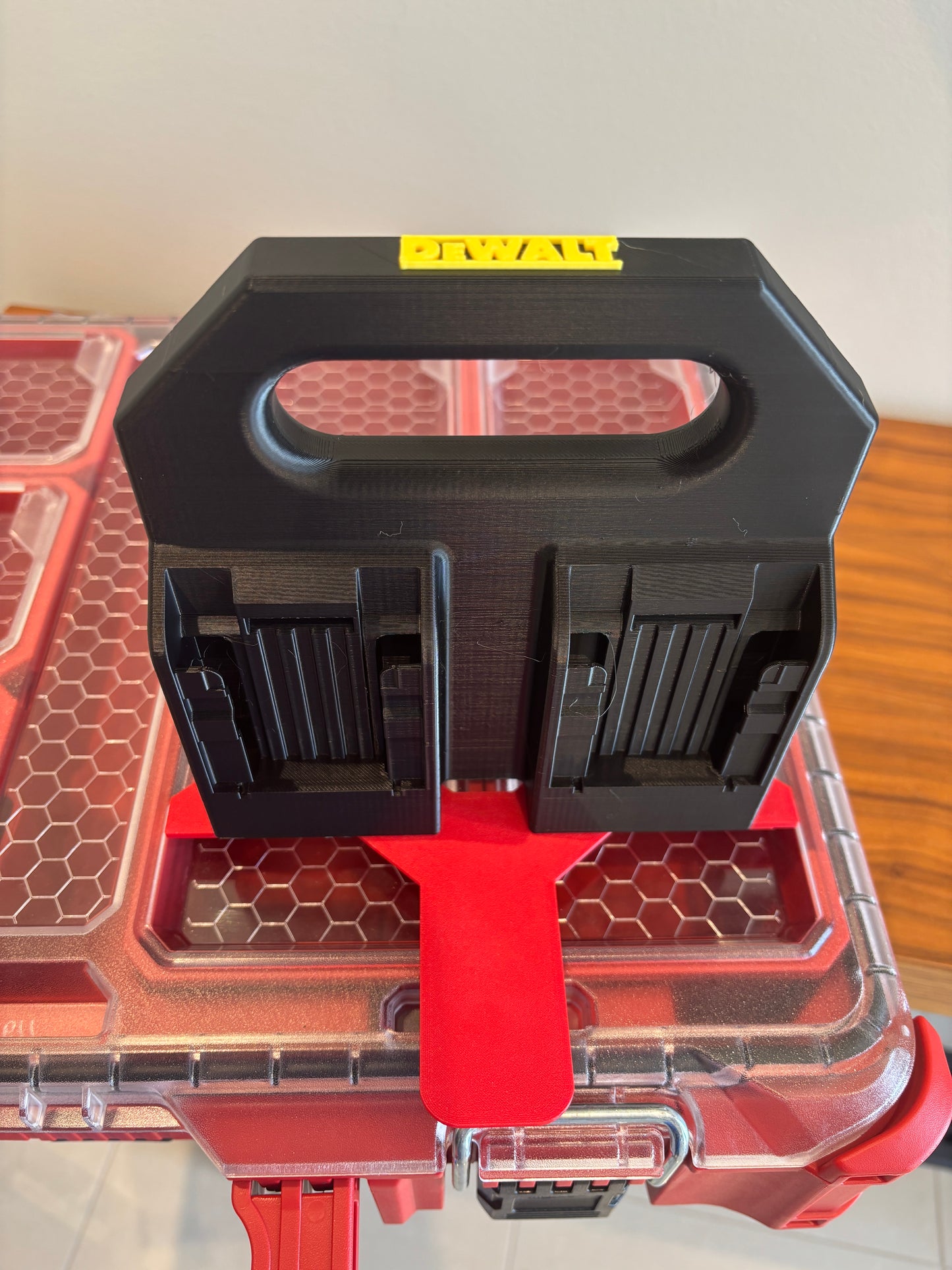 Battery Caddy for DeWalt 20V and 60V Batteries – holds 4 Batteries, Optional Milwaukee Packout Mounting