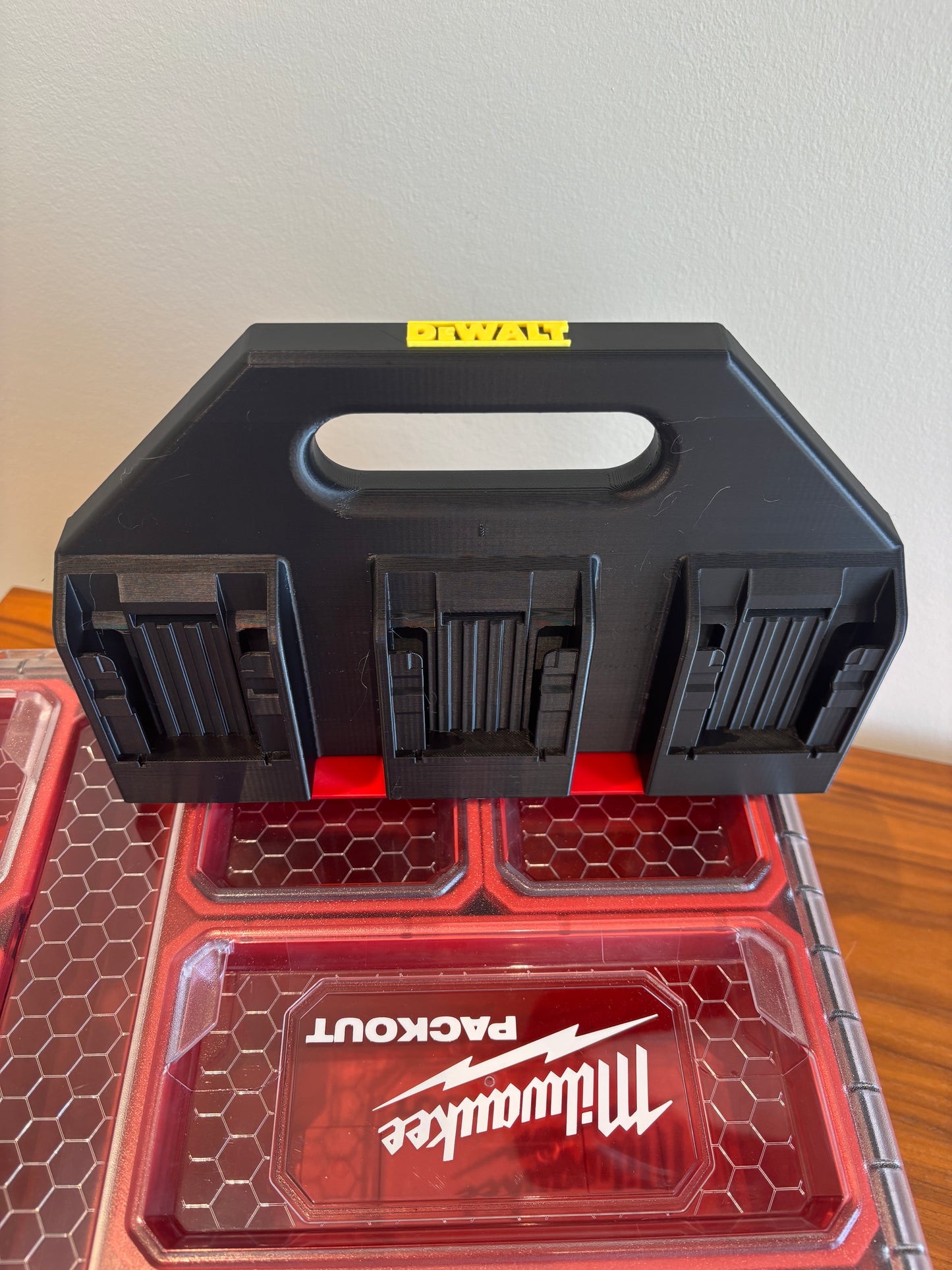 Battery Caddy for DeWalt 20V and 60V Battery – holds 6 Batteries, Optional Milwaukee Packout Mounting
