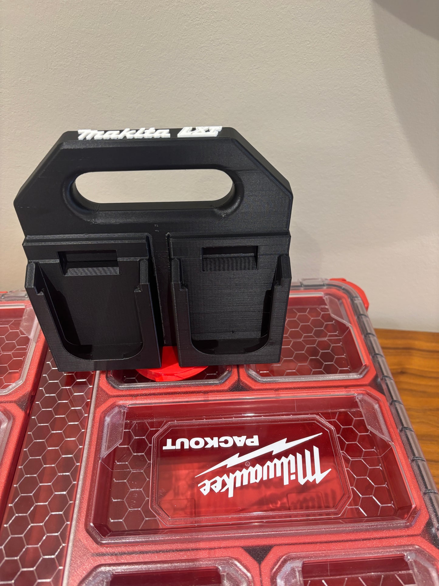 Battery Caddy for Makita LTX 18V Batteries – holds 4 Batteries, Optional Milwaukee Packout Mounting