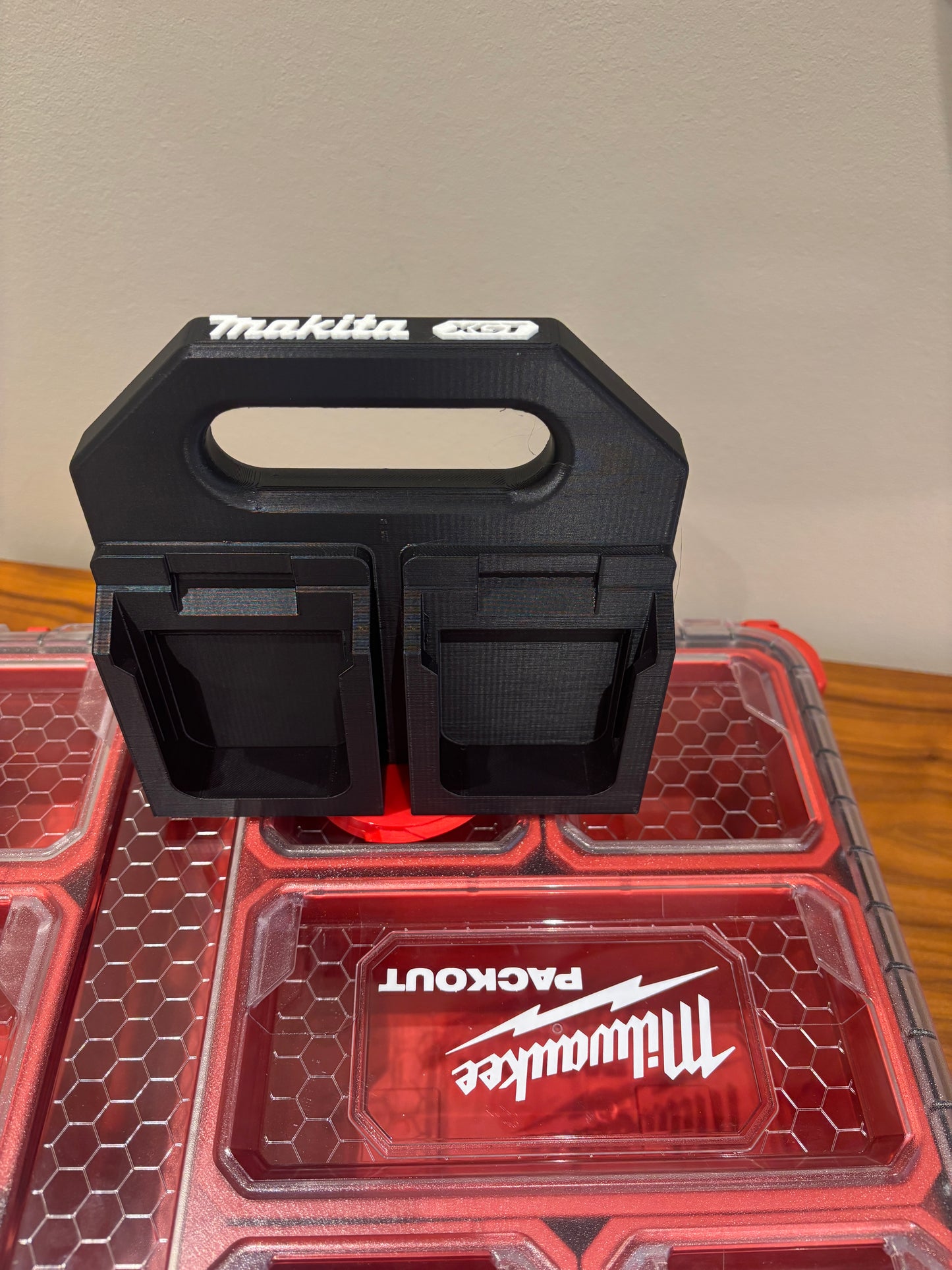 Battery Caddy for Makita XGT 40V Batteries – holds 4 Batteries, Optional Milwaukee Packout Mounting