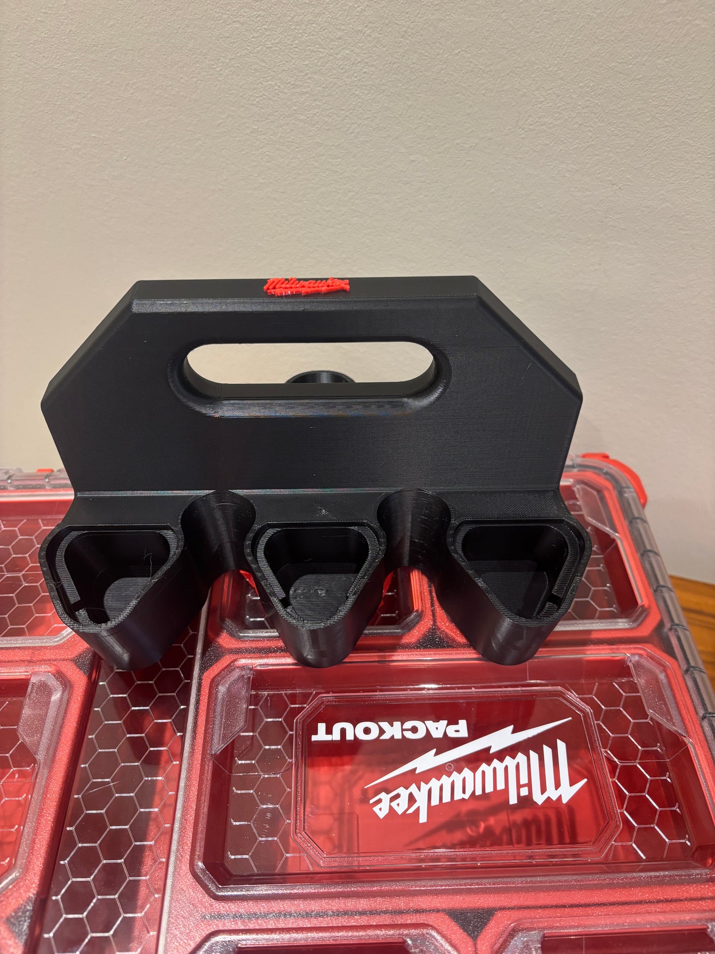 Battery Caddy for Milwaukee M12 Batteries – holds 6 Batteries, Optional Milwaukee Packout Mounting