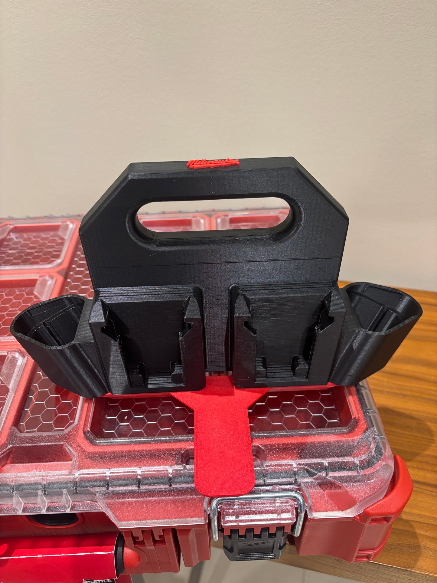 Battery Caddy for Milwaukee Combo M12 and M18 Batteries – holds 4xM18 and 2xM12 Batteries, Optional Milwaukee Packout Mounting