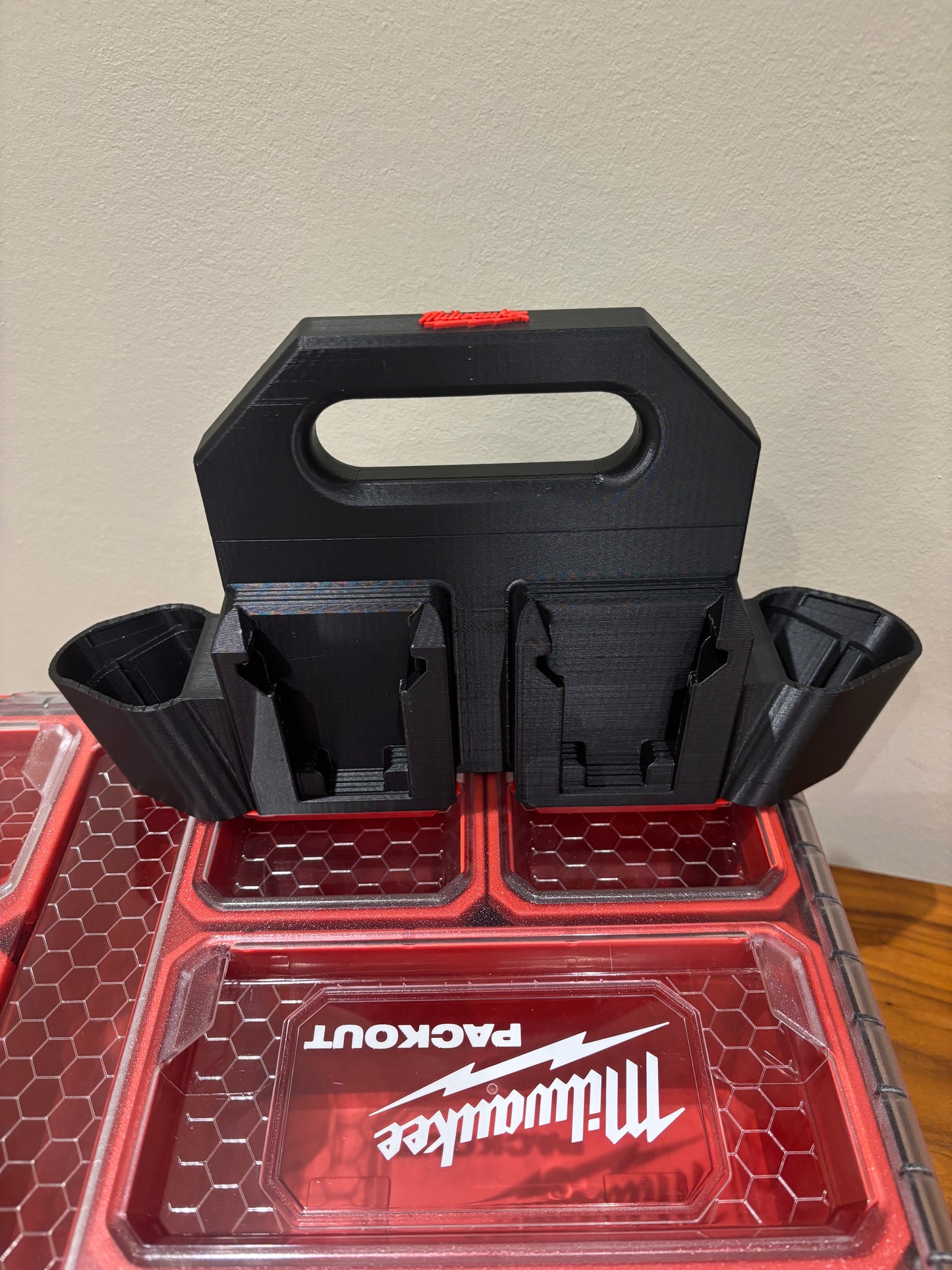 Battery Caddy for Milwaukee Combo M12 and M18 Batteries – holds 4xM18 and 2xM12 Batteries, Optional Milwaukee Packout Mounting