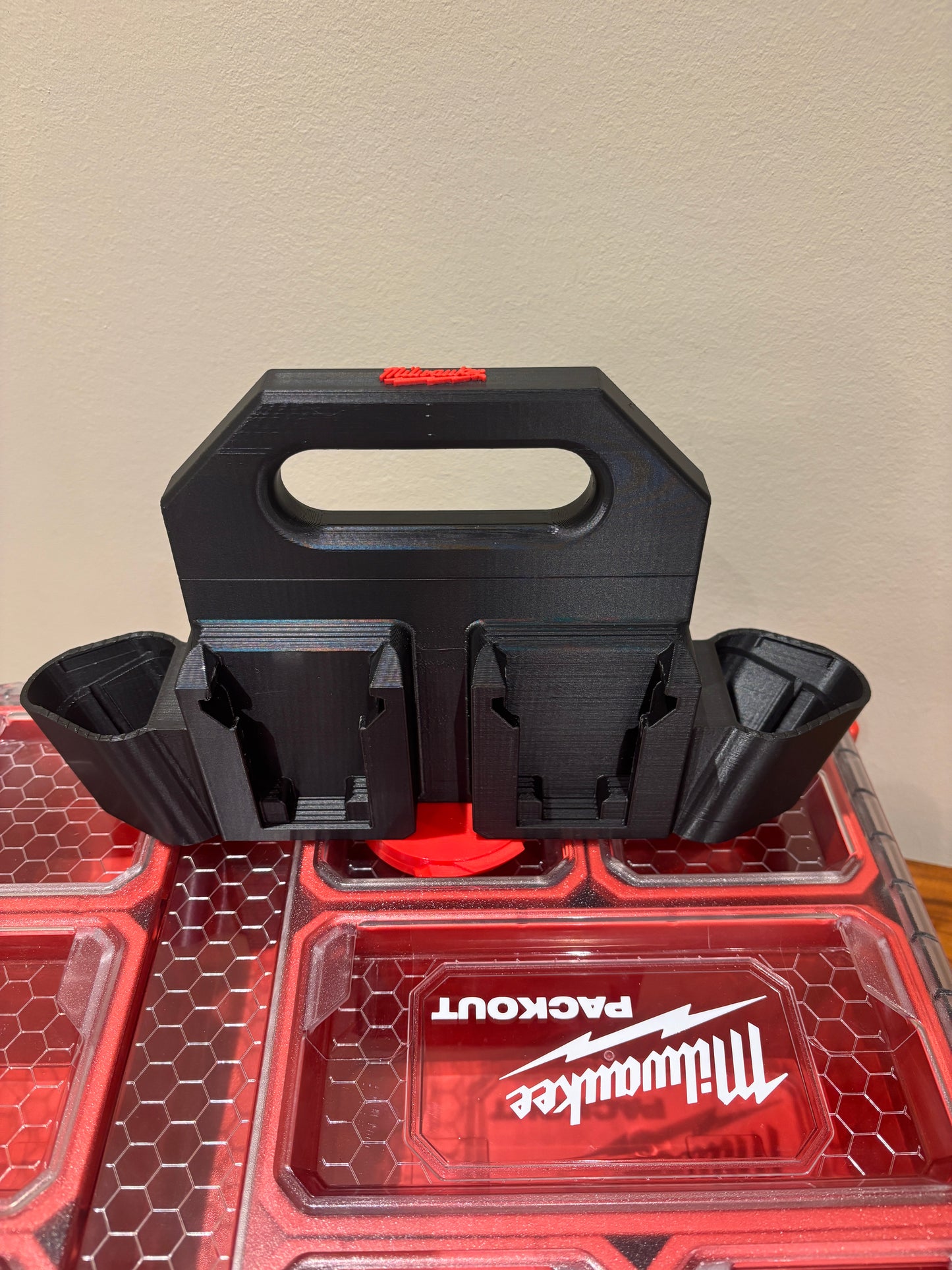 Battery Caddy for Milwaukee Combo M12 and M18 Batteries – holds 4xM18 and 2xM12 Batteries, Optional Milwaukee Packout Mounting
