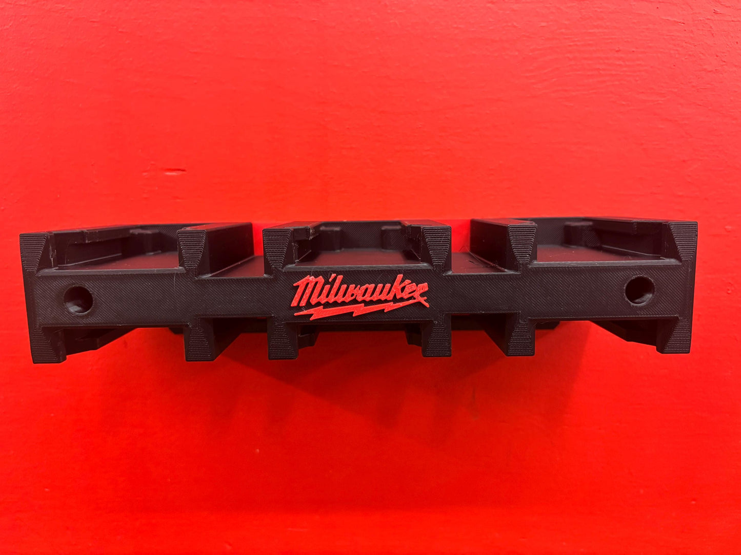 Wall Mount Holder for Milwaukee M18 Batteries – holds 6 Batteries, Optional Packout Mounting