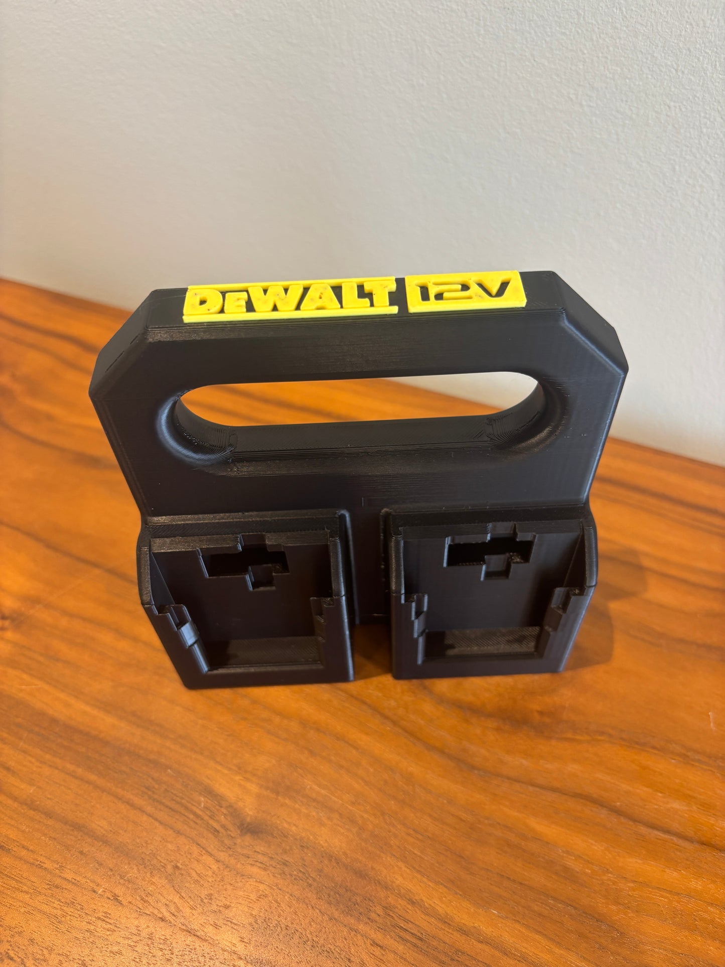 Battery Caddy for DeWalt 12V Batteries  – holds 4 Batteries, Optional Milwaukee Packout Mounting