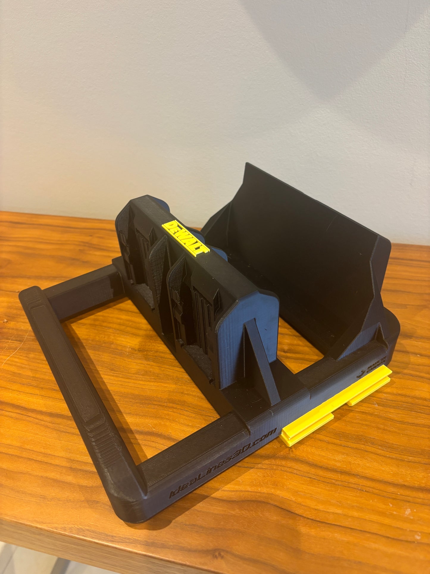 Support Milwaukee Packout pour batteries DeWalt 20 V et 60 V - peut contenir 6 batteries