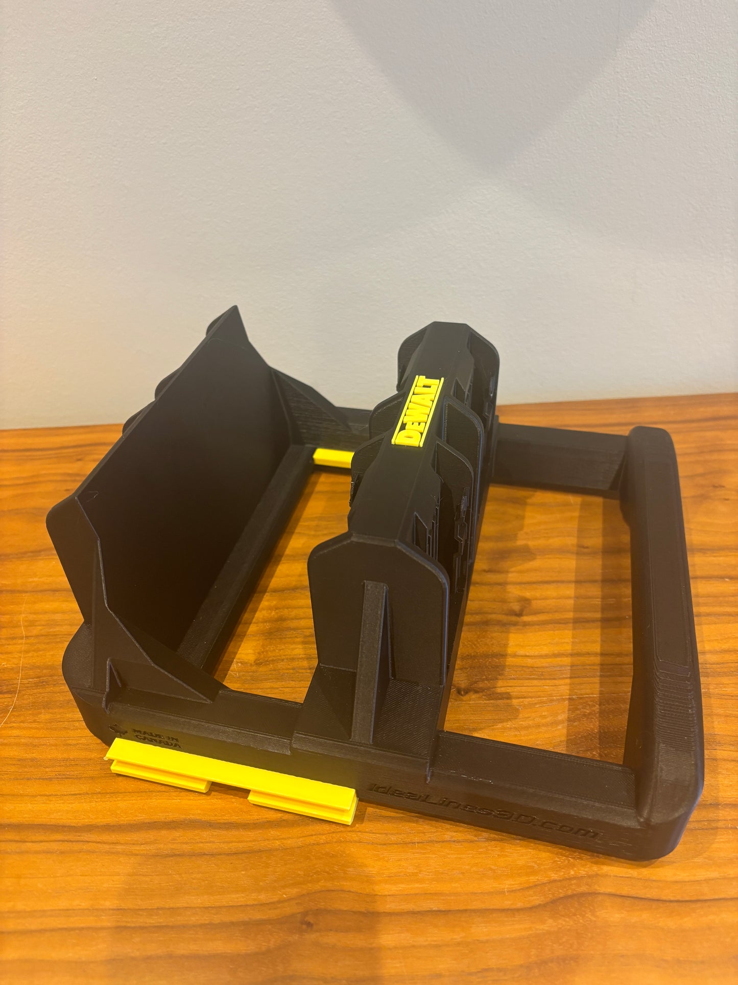 Support Milwaukee Packout pour batteries DeWalt 20 V et 60 V - peut contenir 6 batteries